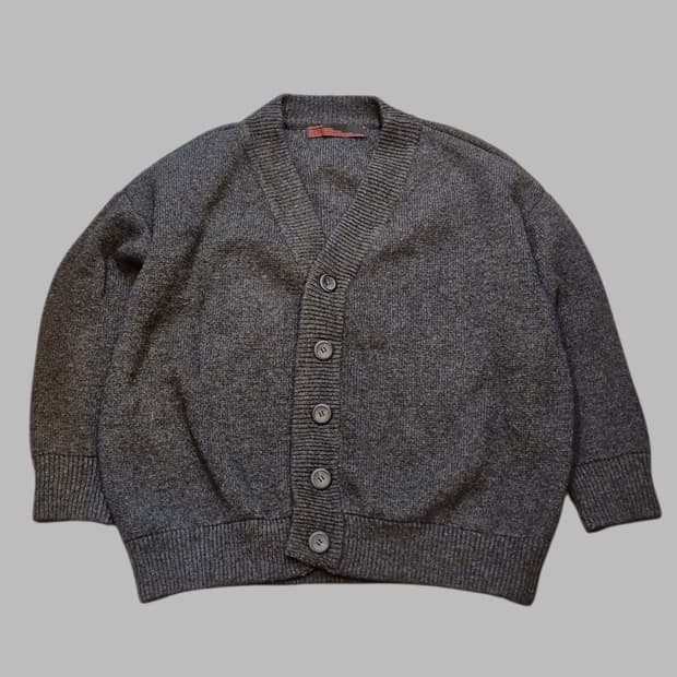 M(착샷잇음) 차콜 오버핏 니트가디건 
