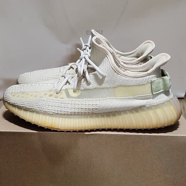 아디다스 이지부스트 285 플랙스 350