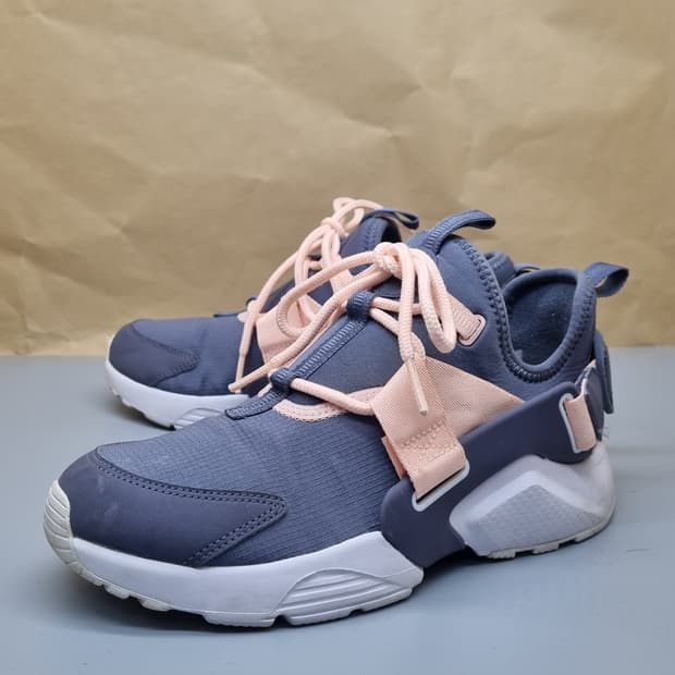 나이키 에어 허라취 시티로우 운동화 230