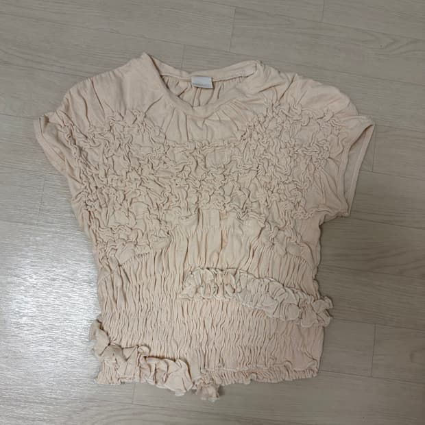 자라 셔링 반팔티 FANGLU LIN