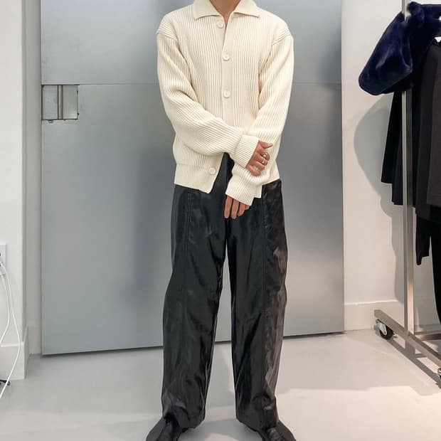 [M] 아모멘토 버튼업 카라 니트 가디건 아이보리