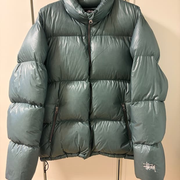 스투시 Stussy 립스탑 다운 푸퍼 패딩
