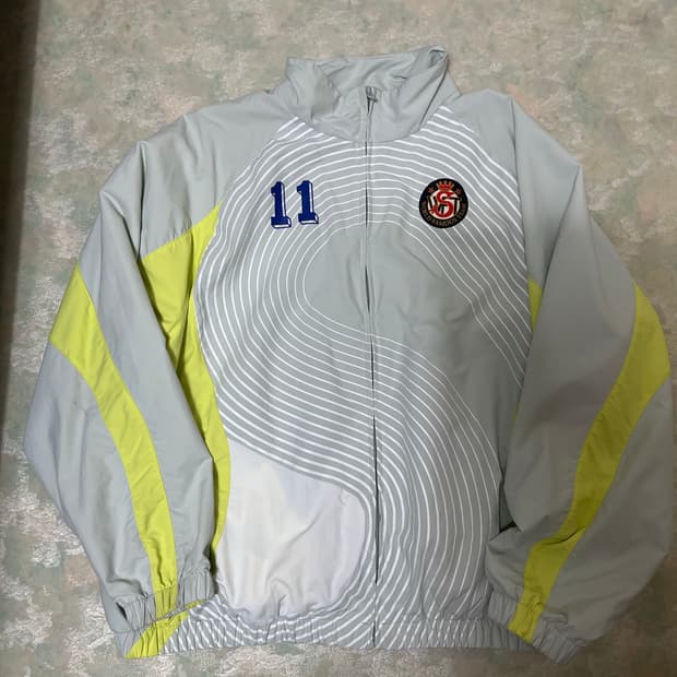 슈프림 s로고 바람막이