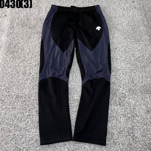 데상트 트레이닝 팬츠 