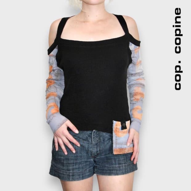 Cop Copine Semi Off Shoulder Top