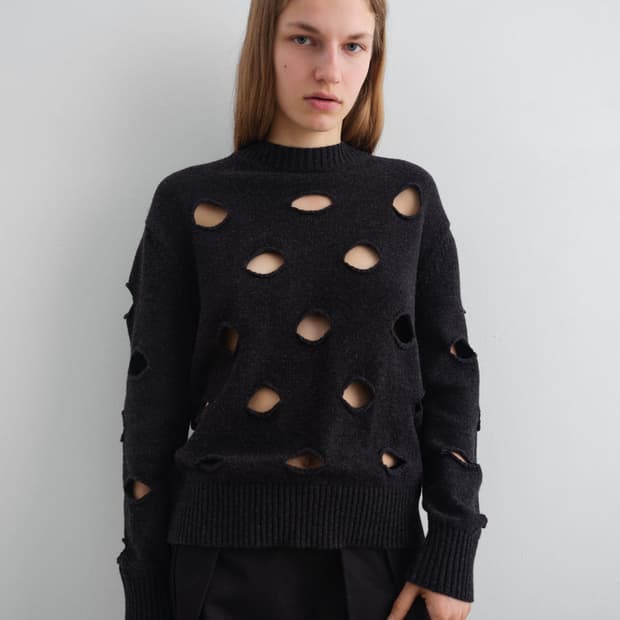 [S,M]기마구아스 Dots 컷팅 니트/블랙