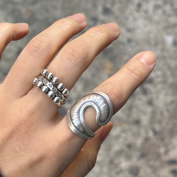 Sculpted Flow Karensilver Ring