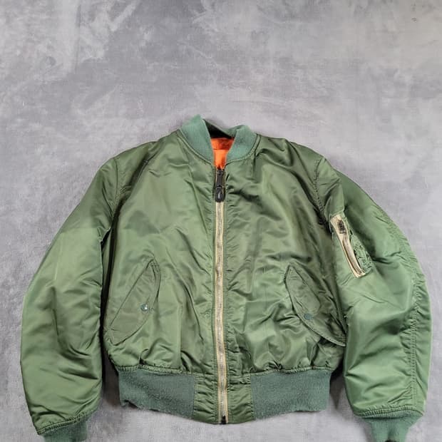 80s 알파 인더스트리 MA-1 플라이트 자켓