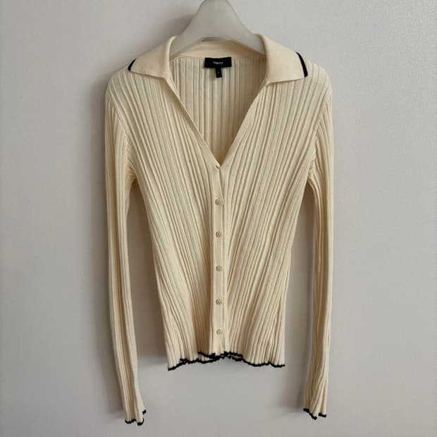 Theory 아이보리색 가디언