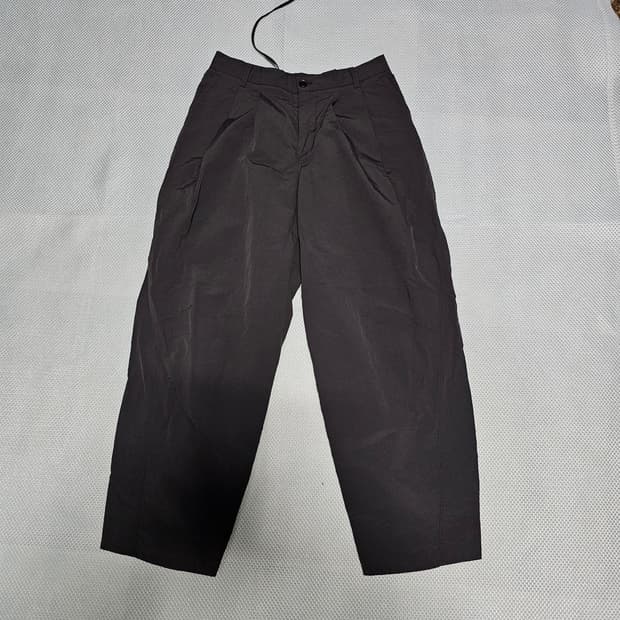 BEAKER 나일론 볼륨핏 와이드 팬츠