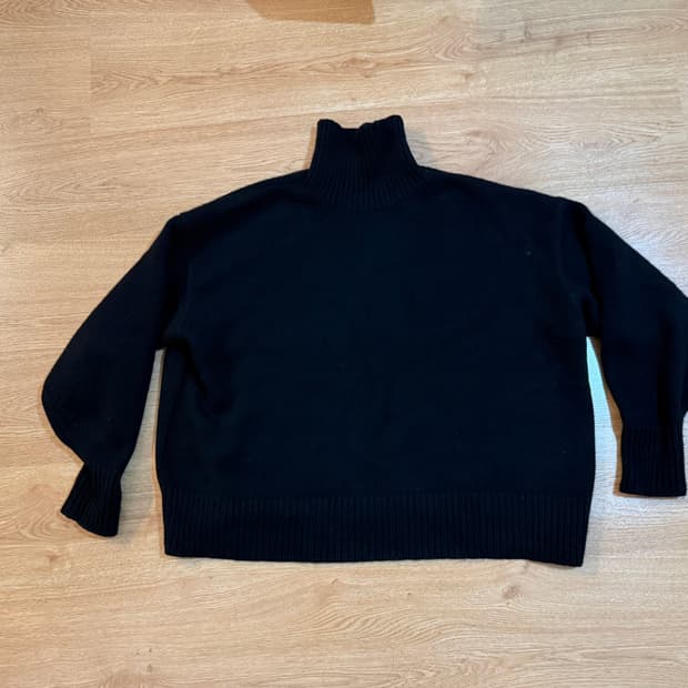 더로우 캐시미어 터틀넥 니트 라지