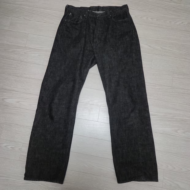 풀카운트 0105W BK 32사이즈 판매합니다.