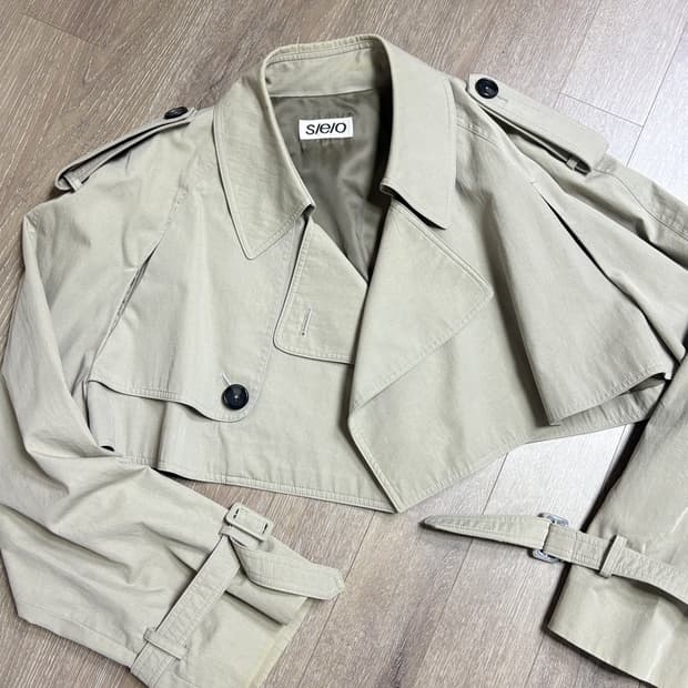 S/E/O 에스이오 크롭 트렌치 코트