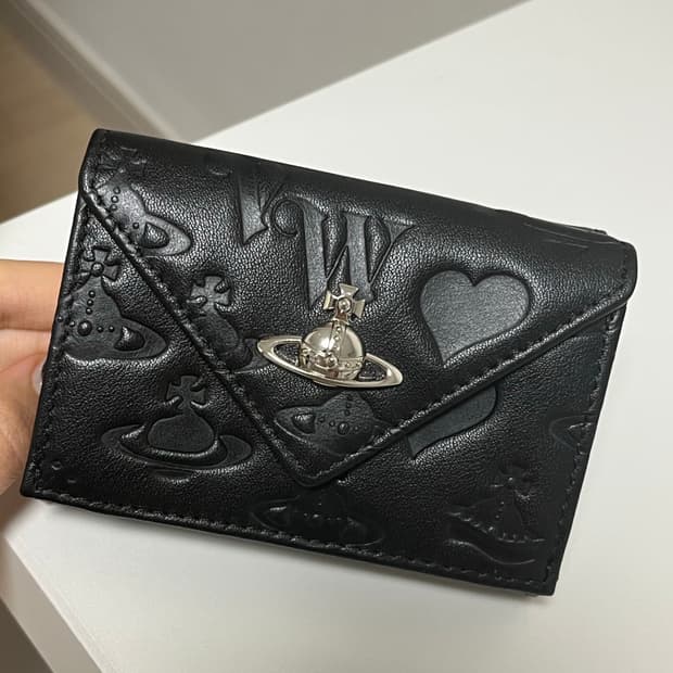 비비안웨스트우드 반지갑 3단자갑