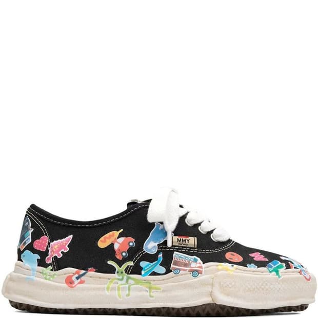 미하라야스히로 베이커 스티커 스니커즈