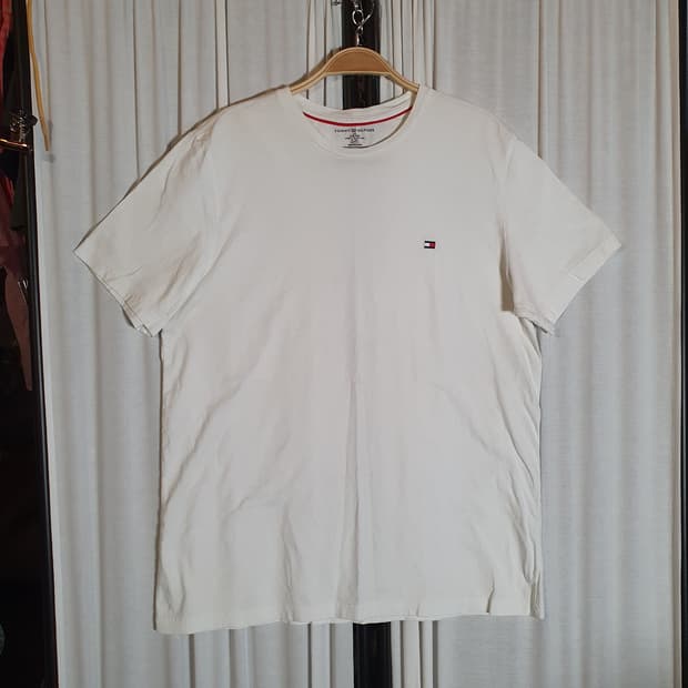 타미힐피거 흰색 반팔티 105사이즈 2508645