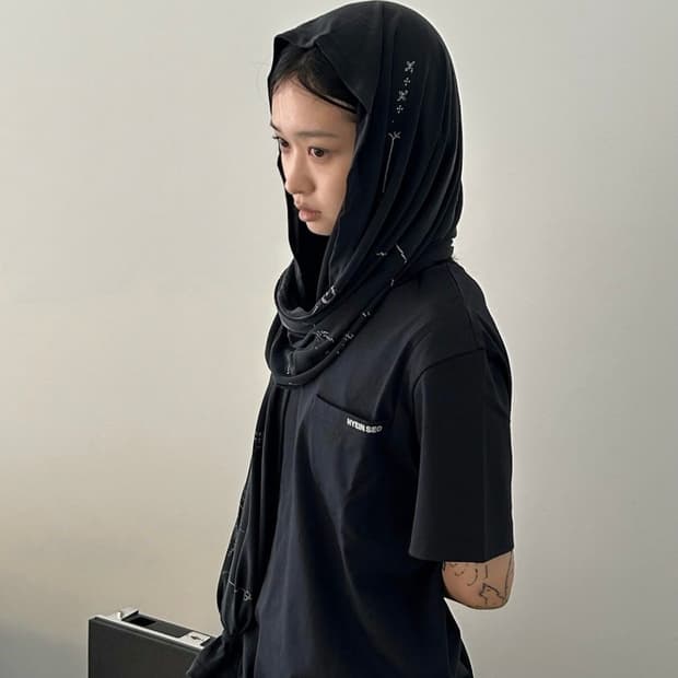 hyeinseo tshirts / scarf ❌