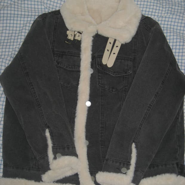 김아홉 빈티지 버클 데님 무스탕