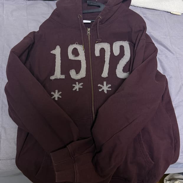 더콜디스트모먼트 후드집업