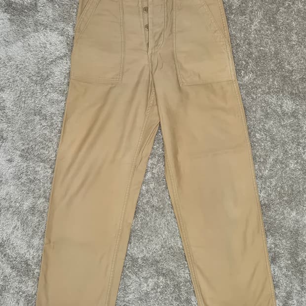 오어슬로우 퍼티그팬츠 카키 레귤러핏