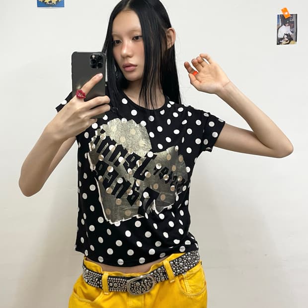Gold Heart Dot Black T-Shirt 
