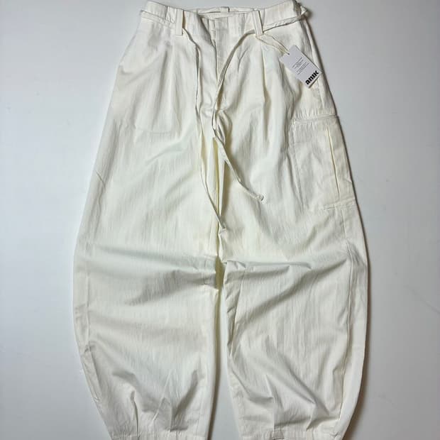 세터 SATUR 아이보리 벌룬 팬츠 PN8357