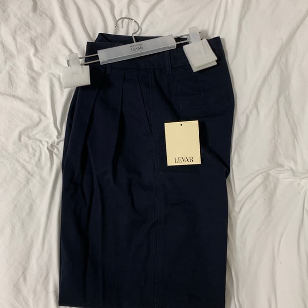 Levar 르바 Relaxed cotton chno pants 네이비