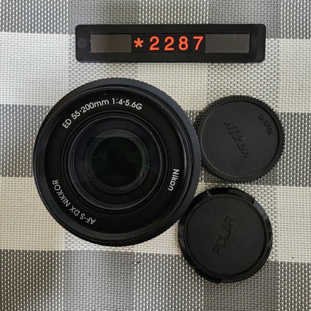 니콘 AF-S DX 마운트 ED 55-200미리 줌렌즈