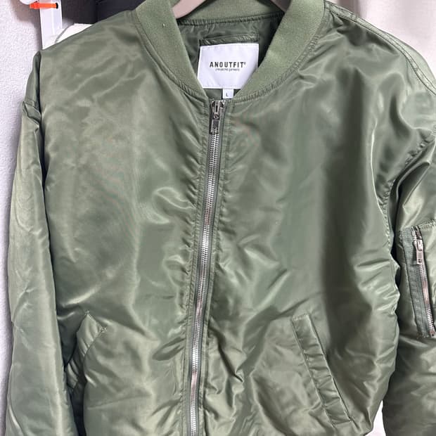 언아웃핏 ma-1 자켓