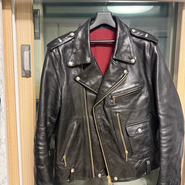 [착샷] 리얼시몬스 J-24