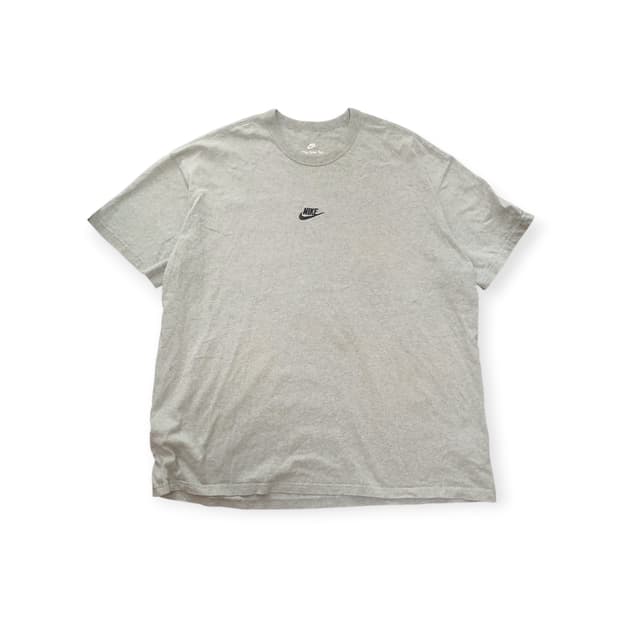 나이키 자수로고 그레이 반팔티 