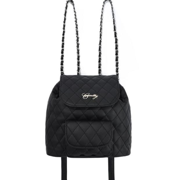 큐리티 메탈 로고 미니 백팩 체인백