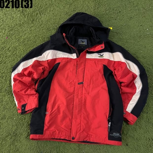 살레와 점퍼 자켓