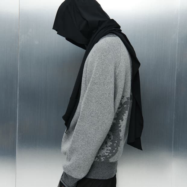 산산기어 HOODIE SCARF / BLACK