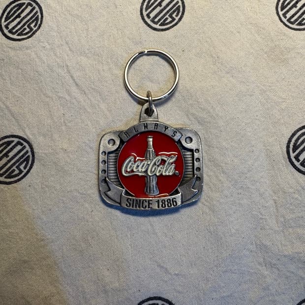 vintage keyring *19