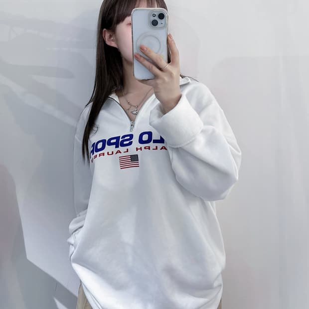 폴로랄프로렌 화이트 스펠로고 반집업 맨투맨