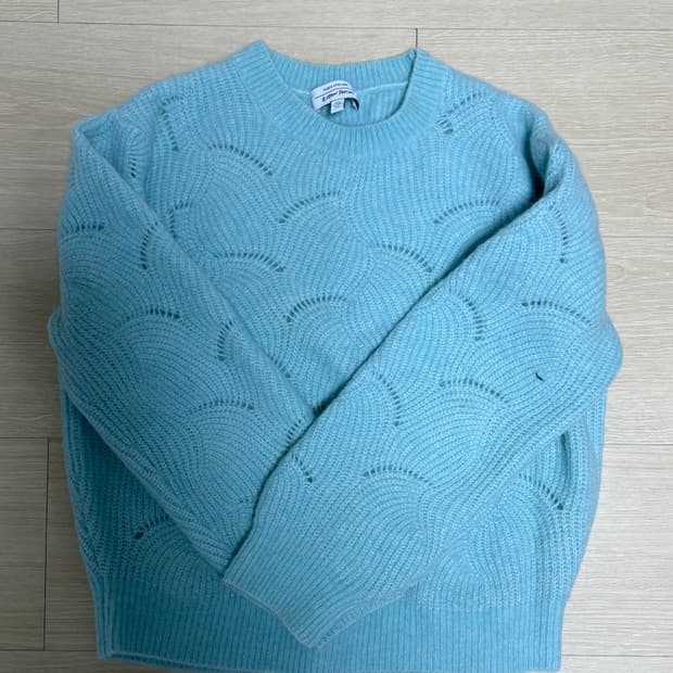 앤아더스토리즈 니트