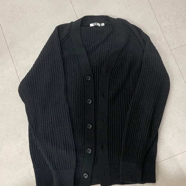 유니클로 U 립 가디건