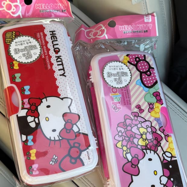 고전 헬로키티 화이트보드 필통 (2014)