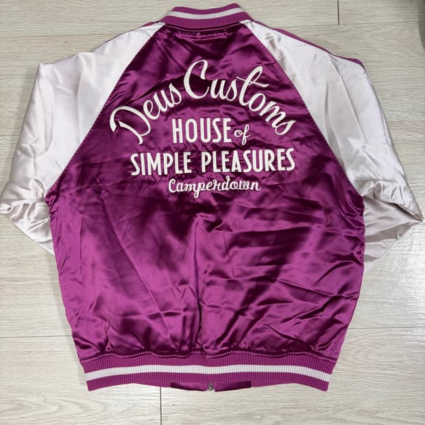 데우스 리미널 사틴 봄버자켓