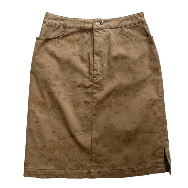 Beige drawning skrit