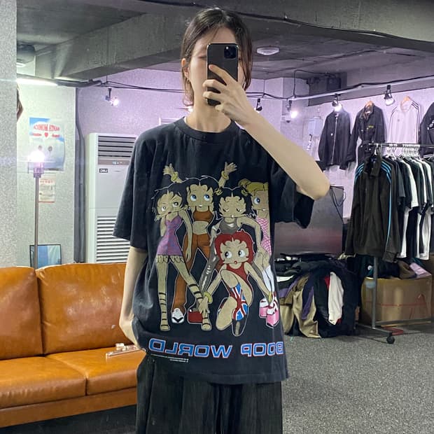 베티붑 월드 걸파워 반팔티 B2080