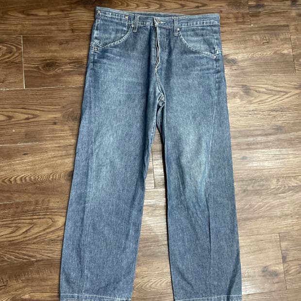 리바이스 엔지니어드진 데님 팬츠