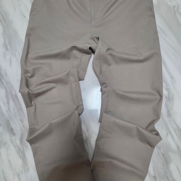 솔리드옴므 베이지 슬랙스