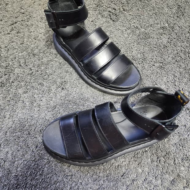 여성 닥터마틴 클라리사 EU37사이즈 