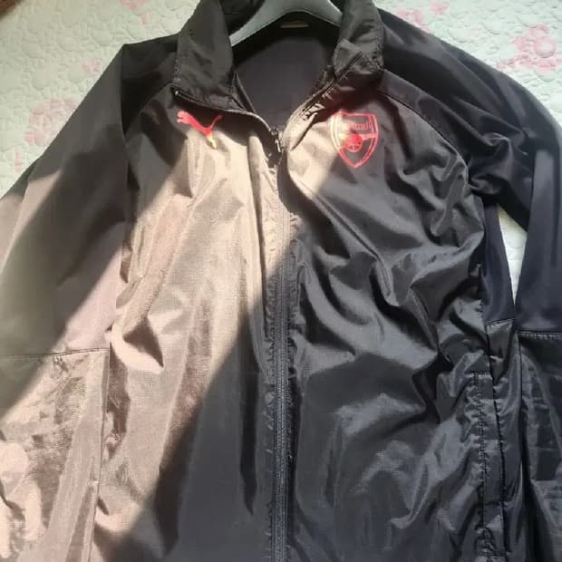 퓨마 아스날 바람막이