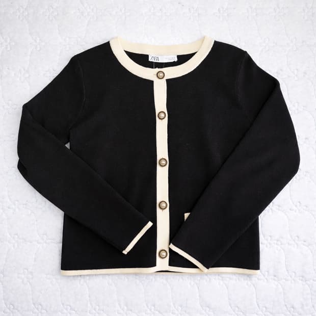 자라 ZARA 블랙 배색 가디건 S사이즈