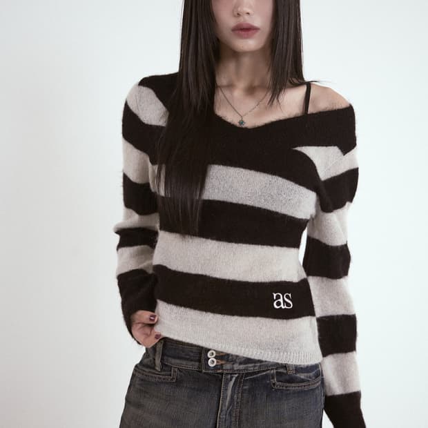 애즈온 포니 스트라이프 니트