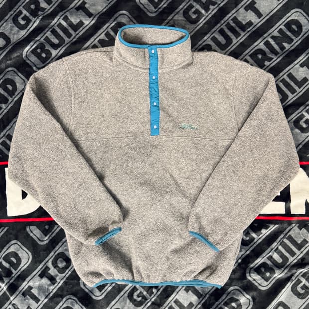 엘엘빈 스냅 티 플리스 풀 오버 그레이 앤 틸