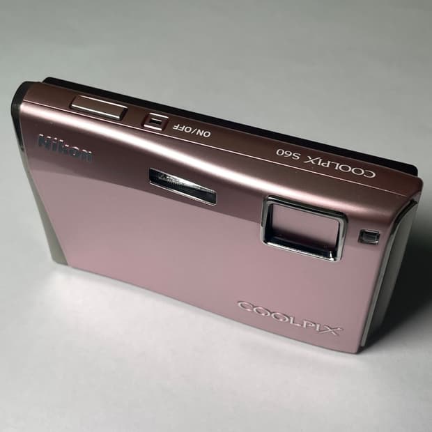 [핑크디카] 니콘 쿨픽스 S60
